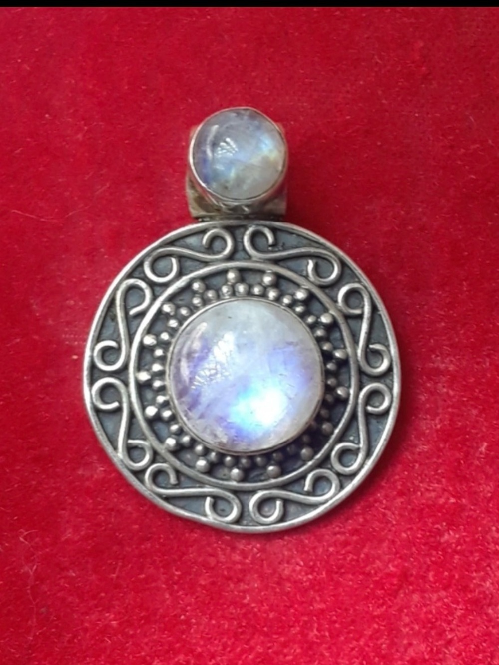 Rainbow Moonstone 92.5 Silver Pendant